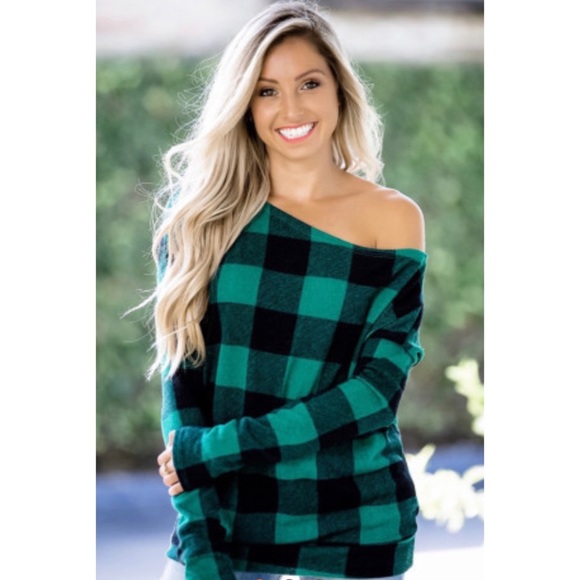 Tops - 💚⚠️ 1 XXL LEFT•Green & Black Buffalo Plaid Top